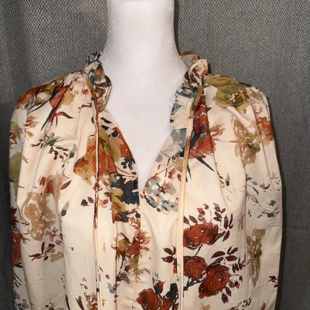 Entro Boutique Blouse Women's Size Medium Fall Floral Boho Peasant Flowy